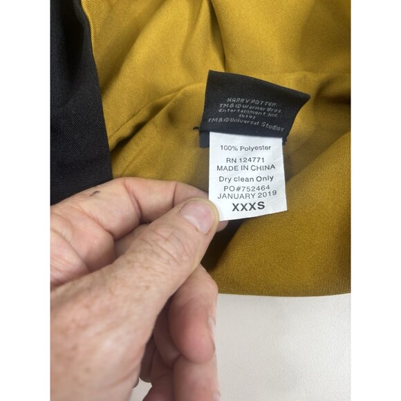 Wizarding World Harry Potter Hufflepuff Robe  XXXS Official Universal Studio EUC - Picture 9 of 13